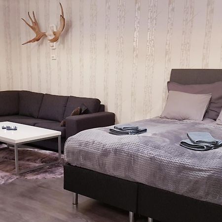 Vartiomaja - Beautiful Apartment Near Arktikum โรวานิเอมิ ภายนอก รูปภาพ